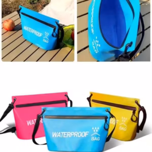 ซองกันน้ำ 1.5L กระเป๋ากันน้ำมีซิป ถุงเก็บของ PVC กันน้ำได้ดี สะพายข้าง ปรับสายได้ เที่ยวทะเล ว่ายน้ำ กันฝน สีฟ้า